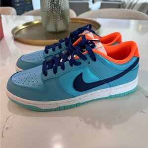Nike Dunk Low SE, Baltic Blue, deep Royal blue. Men’s size 8, women’s size 9.5.